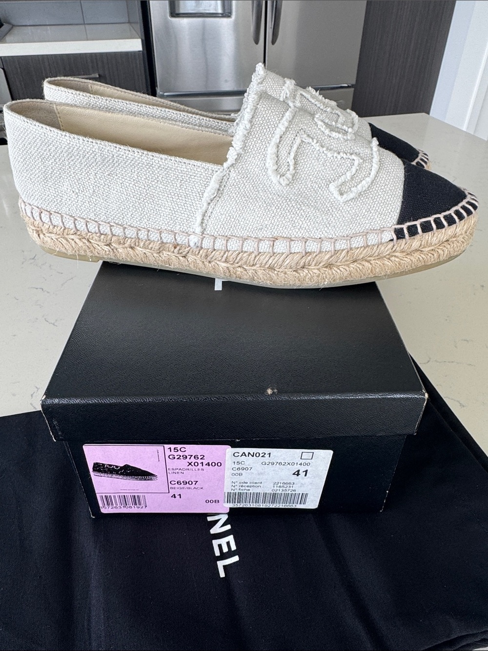 CHANEL White Tweed Espadrilles with Black Cap Toe - Picture 6 of 7